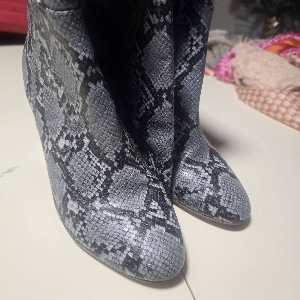 Steve Madden Gray Snake Print Heeled Boots - image 5